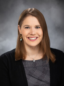 Headshot of Lauren Davis